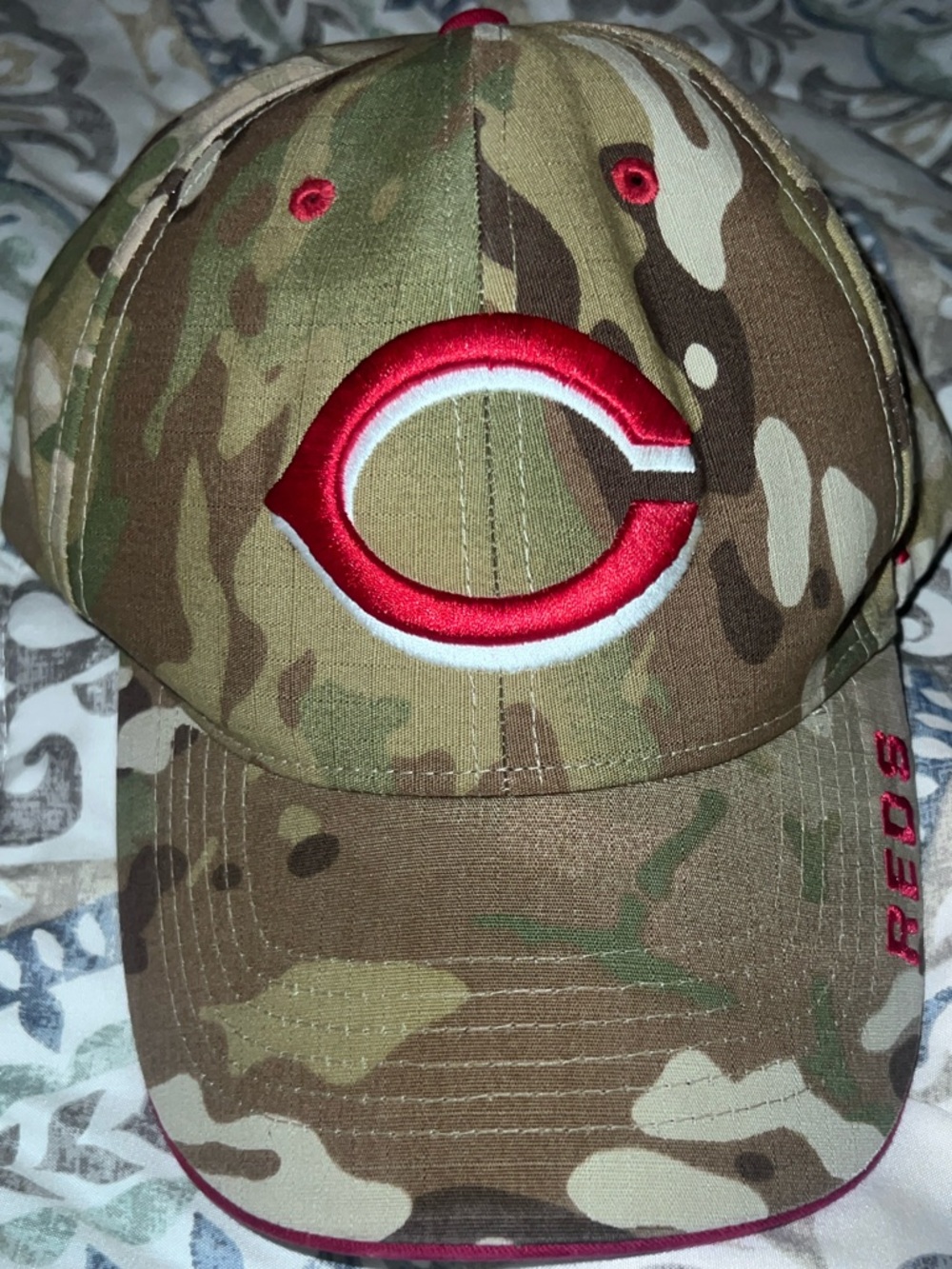 Cincinnati Reds Camo Baseball Hat